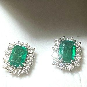 18k gold diamonds and emeralds earrings